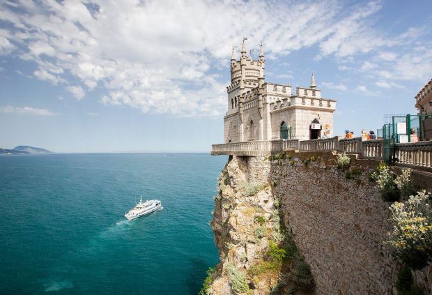 Крым за 1 день: Ай-Петри, бирюзовое озеро, Воронцовский дворец, прогулка по Ялте