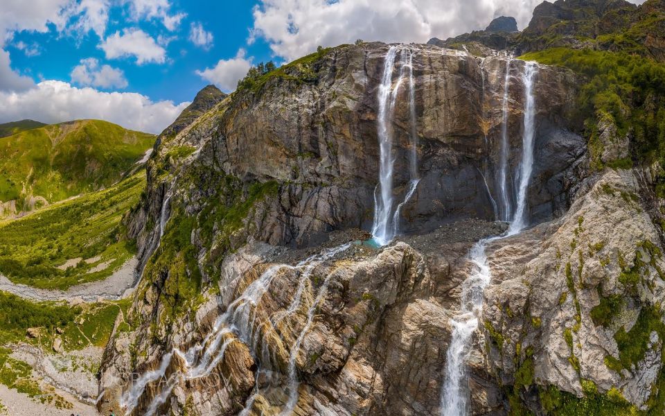 Архыз: Софийские водопады, Дуккинские озера