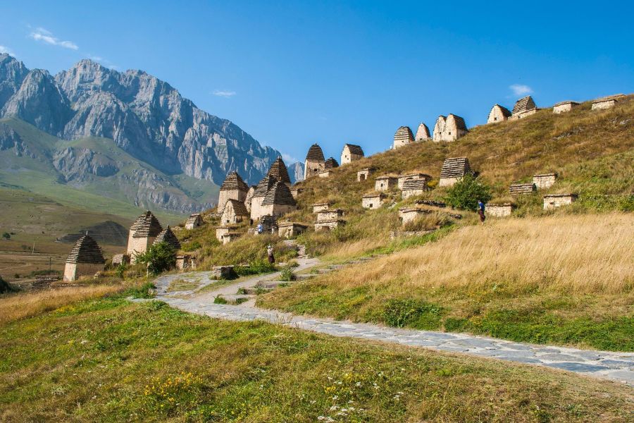 3 республики Кавказа:  Северная Осетия, Ингушетия и Чечня