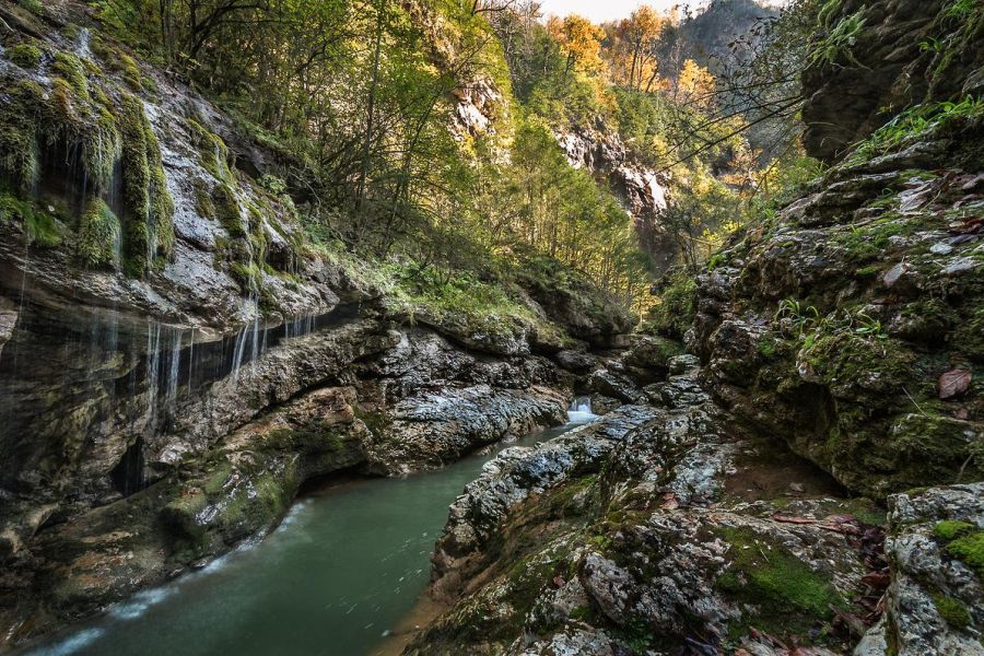 Гуамское ущелье и термальные источники